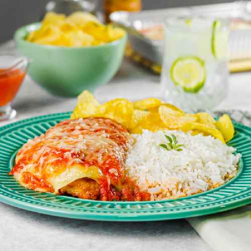 Parmegiana de Carne Alcatra serve até 3 pessoas 