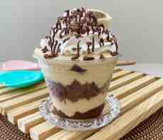 Copo Da Felicidade - Brownie e Bombons Ouro Branco