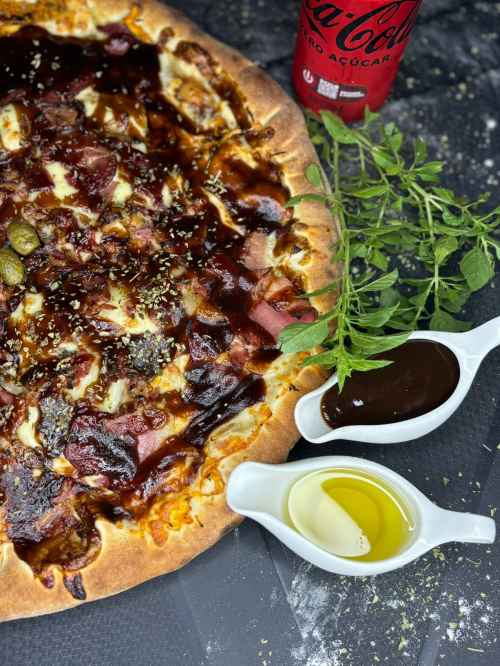 PIZZA FAMILIA 10 pedaços - até 2 sabores ( NÃO ACOMPANHA SACHE DE MAIONESE )