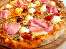 Pizza pequena tradicional  