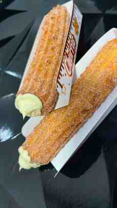 Churros Tradicional com Creme de Leite Ninho