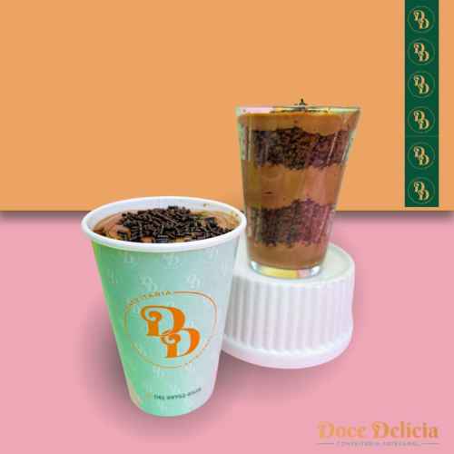Bolo no pote: Duo de Brigadeiro