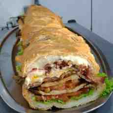 Torpedo Especial de Lombo (Acompanha Fritas)