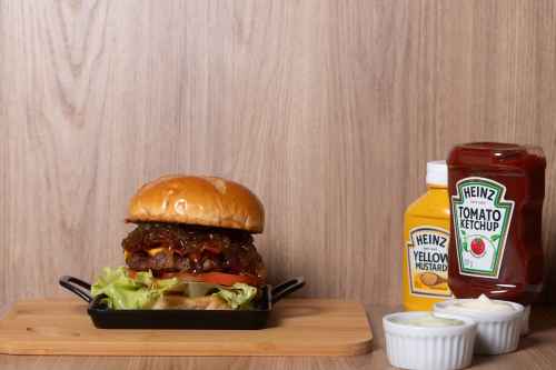 Burger Salada Bacon Cebola Caramelizada
