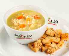 Caldo de Frango com Legumes